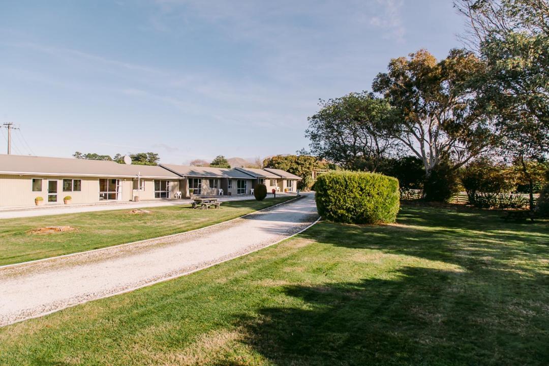 Flaxbourne Motels Ward Exteriör bild