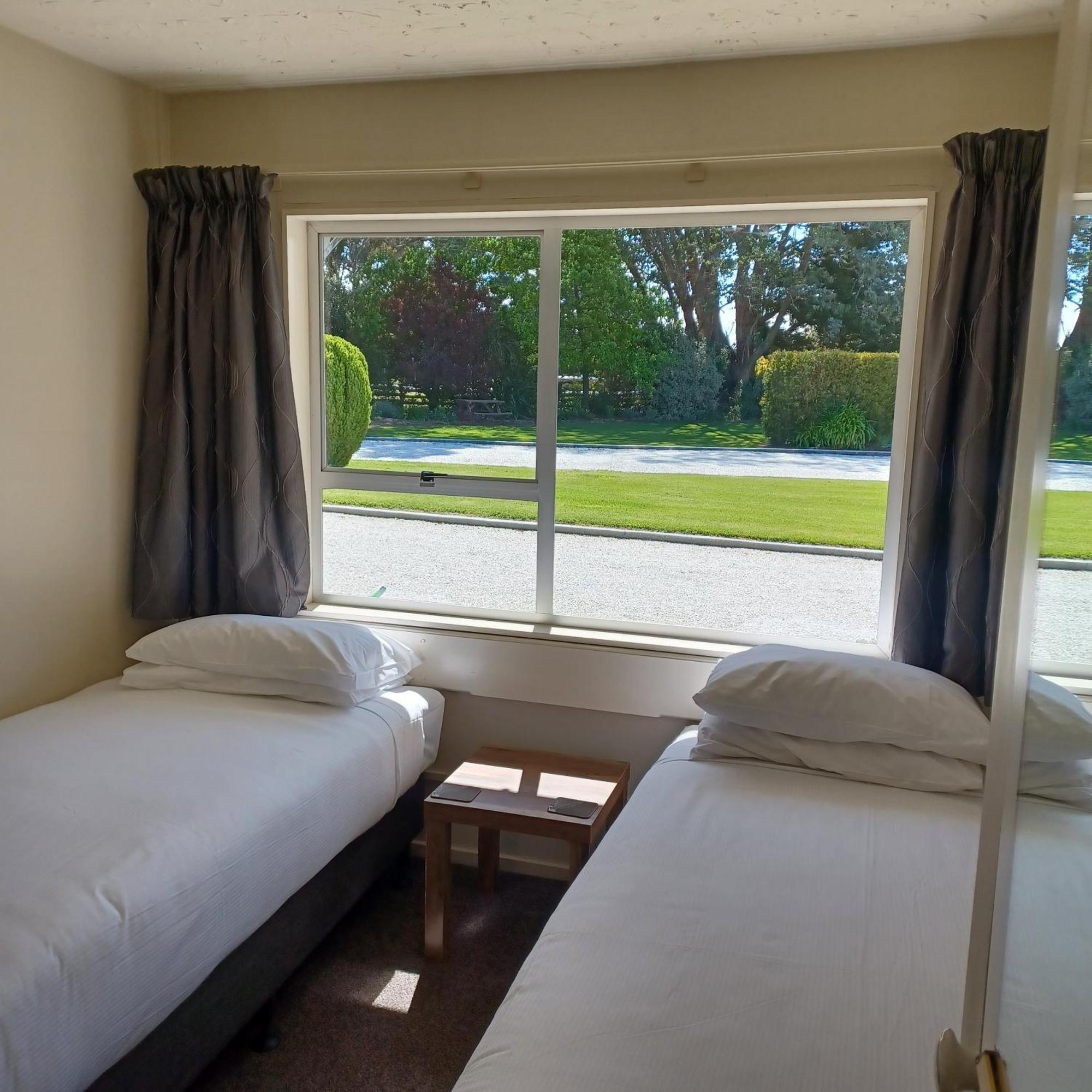 Flaxbourne Motels Ward Exteriör bild